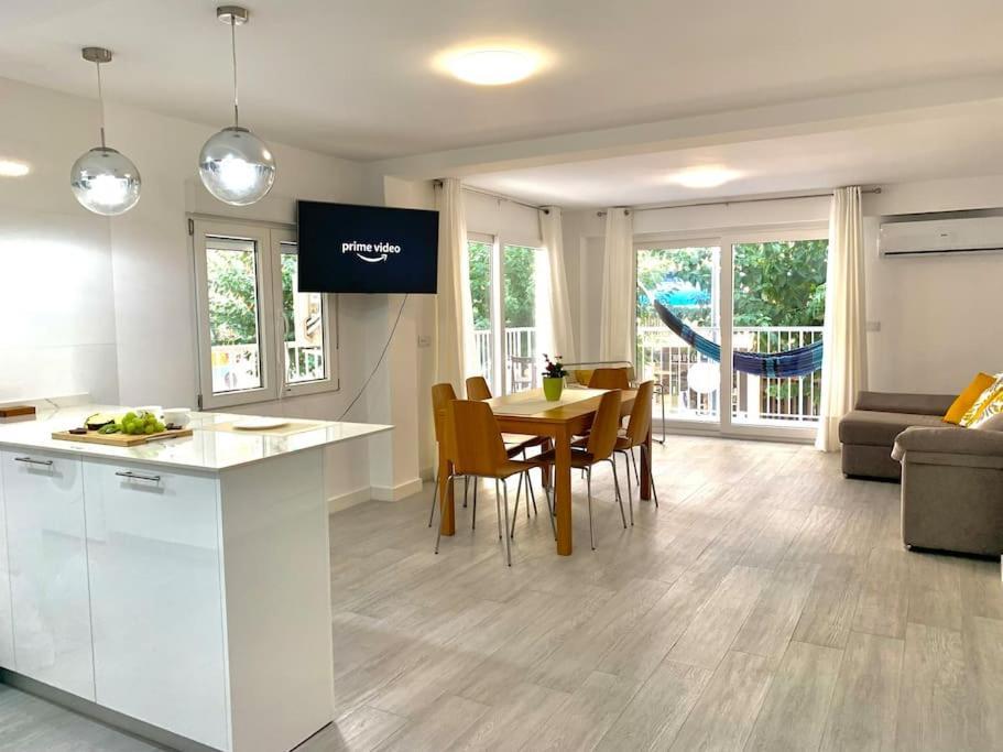 New Stylish Beach Front Apartment Cullera Luaran gambar
